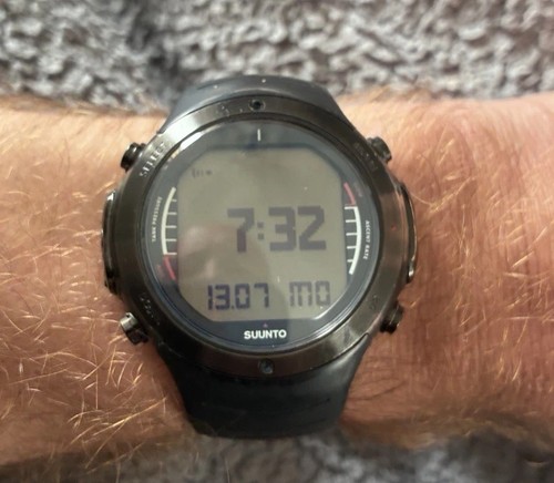 Suunto d6i dive computer with - suunto,
