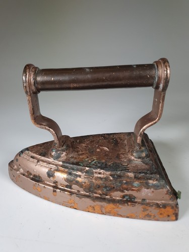 Vintage cast iron flat - cast,