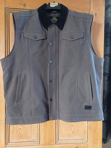 Roland sands waistcoat size - -,
