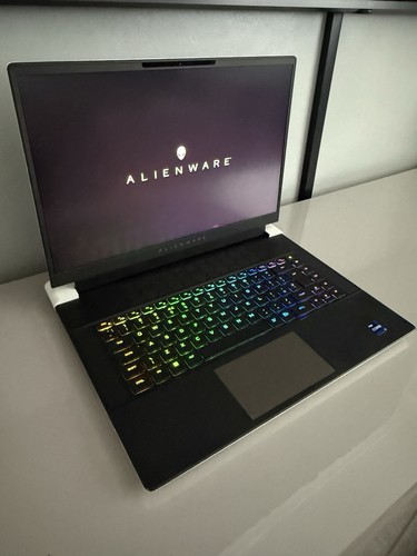 Alienware x16 i9 13900hk - alienware,