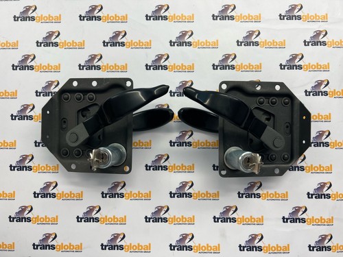 Front door handle - lhs, &