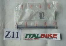 Front wheel axle pin Honda SH 50 1996 2001 SH 100 1996 2001