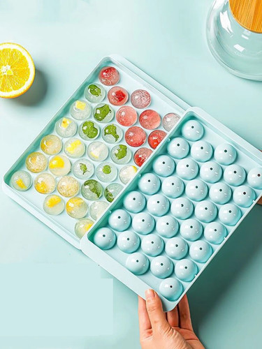 Ice cube tray with - ice, 33