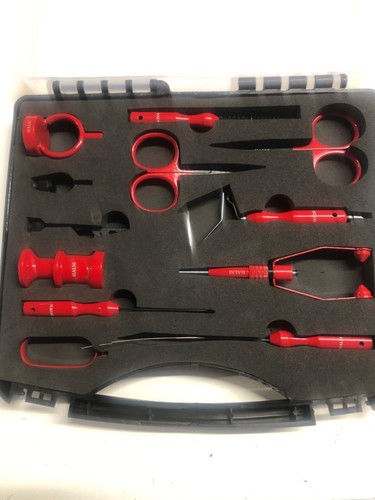 Fly tying tool - fly,