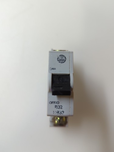 Wylex amp curve 6ka mcb - 32,