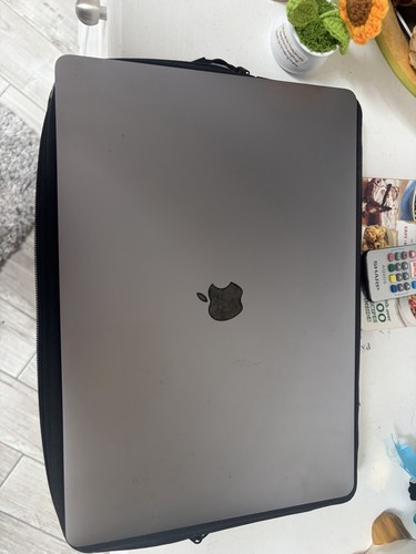Apple macbook pro 16in - macbook,
