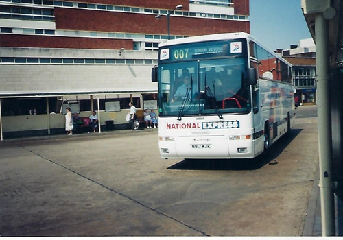 Bus photo m917wjk - photo:, kent