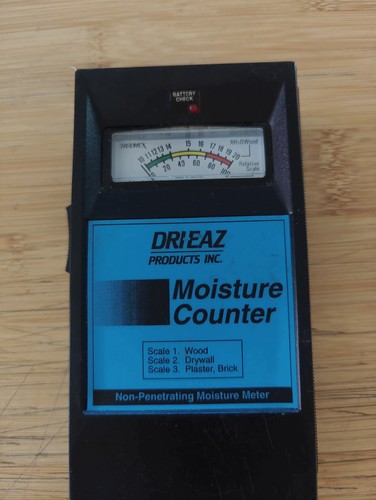 Dri eaz moisture - eaz, counter