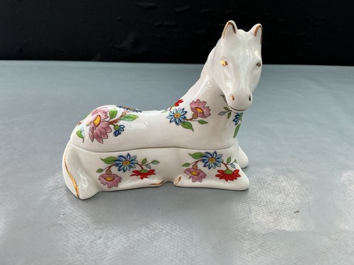 Aynsley pembroke animals - aynsley,