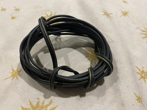 Car radio speaker wire - radio,
