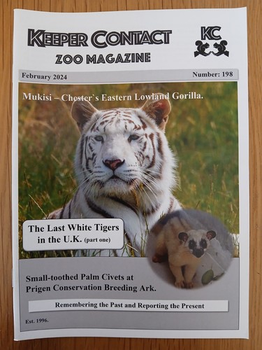 Keeper contact zoo - keeper,