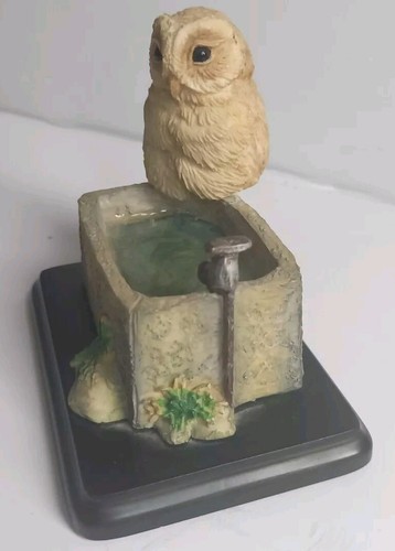 Owlet trough - owlet, on