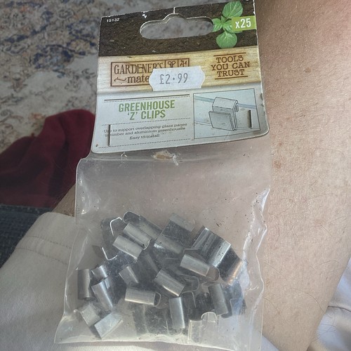 Greenhouse glazing clips - greenhouse,