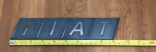 Fiat parallel badge - cm, x