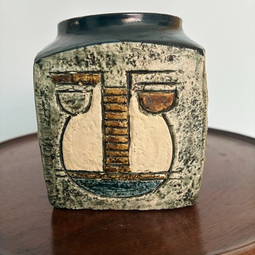 Very decorative troika - decorative, pottery