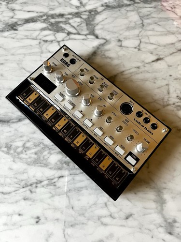 Korg volca bass - korg,