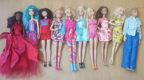 Barbie dolls bundle - barbie,