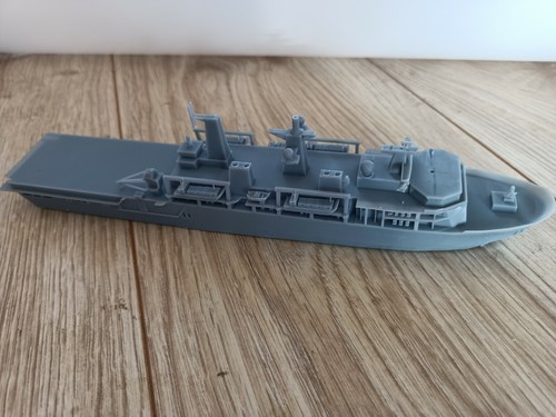 Hms albion bulwark - hms, 1/700