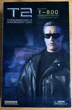 Sideshow Collectibles Terminator 2 T-800 Cyberdyne Systems Model 101