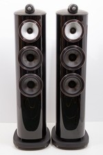 B&W 804 D4 speakers, piano black, grills and all packaging. Stunning condition