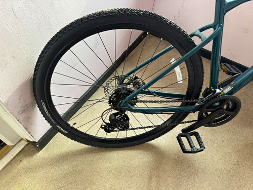 Giant hybrid bike - giant, roam