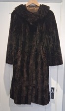 Vintage 1950 Fur Coat. Collar