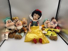 Disney Store Snow White & The