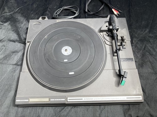 Pioneer 405 record player - record,