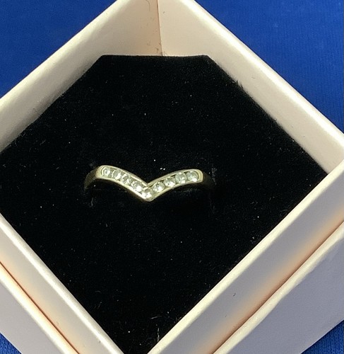 9ct yellow gold - gold, diamond