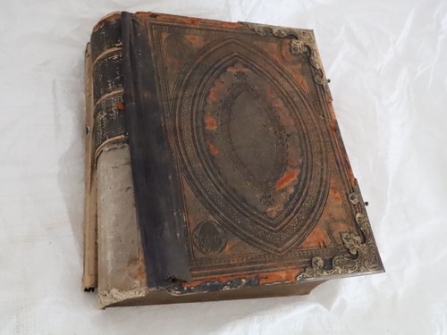 Antique victorian family - antique, holy