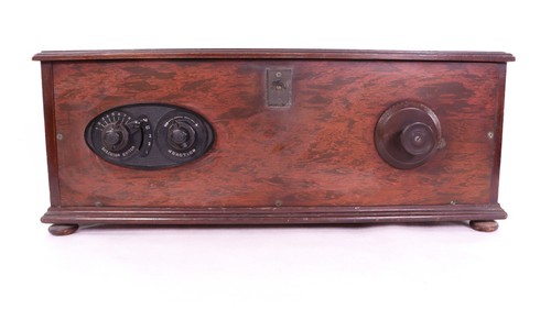Vintage valve radio 1930s - valve,