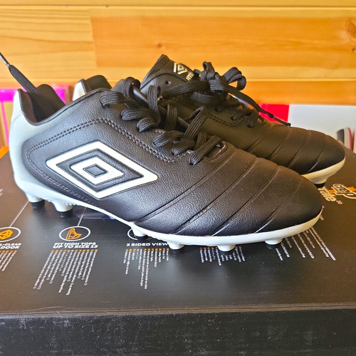 Umbro speciali football boots - football,