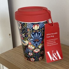 V&A William Morris Strawberry