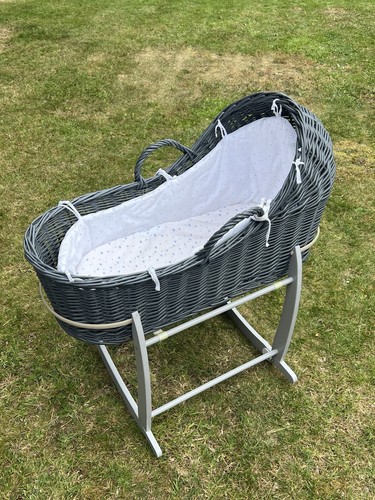 Mamas papas moses basket - &,