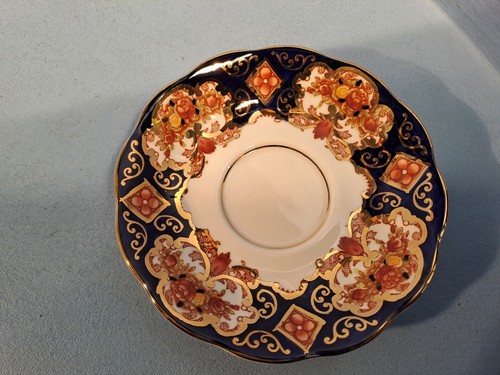 Royal albert heirloom pattern - royal,