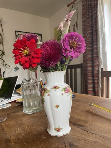 Royal albert large vase old - albert,