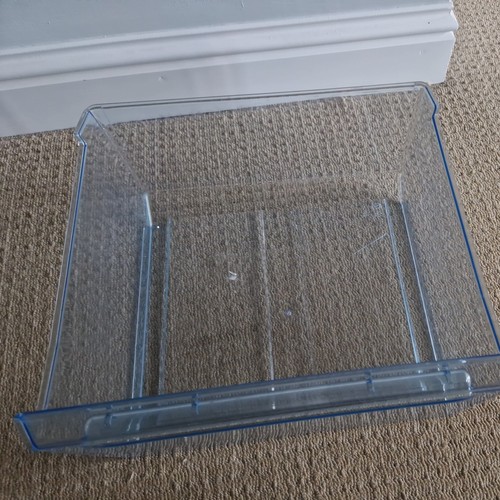 Electrolux fridge freezer - electrolux,