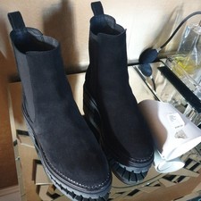 Russell & Bromley Company