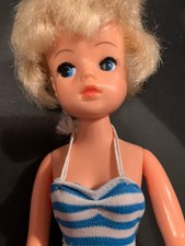 Vintage Sindy Sunshine 1982 Pedigree Doll + Swimsuit Bob beach  Blonde Hair