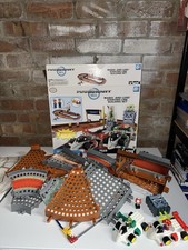 K’NEX Mario Kart Wii - Mario and Luigi Starting Line Building Set Parts