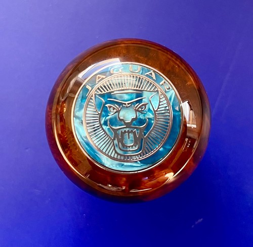 Jaguar custom wood gear shift - wood,