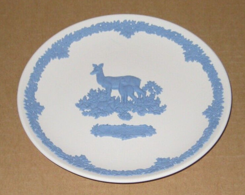 Wedgwood white blue jasper - &,