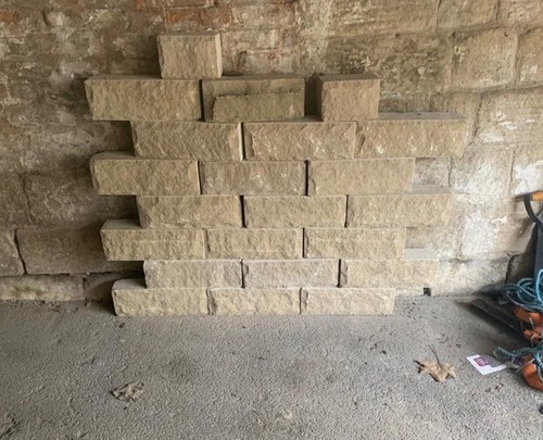 Natural building stone pitch - building,