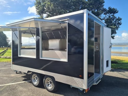 Commercial twin axle - twin,