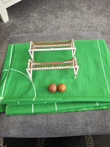 Subbuteo pitch balls 2 - subbuteo,