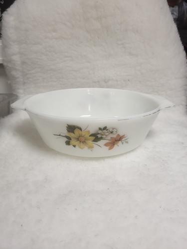 Pyrex dishes vintage - dishes,