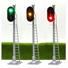 00 Model Railway 3 Aspect Light Signal 12 VOLT DC OO GAUGE Pre Wired.