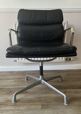 Eames EA408S Black Leather
