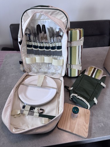 Deluxe person picnic - deluxe, 4-person