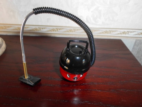 Dolls house scale henry - dolls,